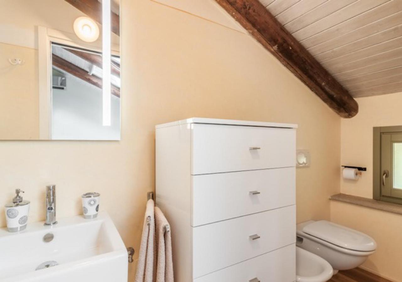 Appartamento Charming Loft Golf Club Barolo Novello Esterno foto