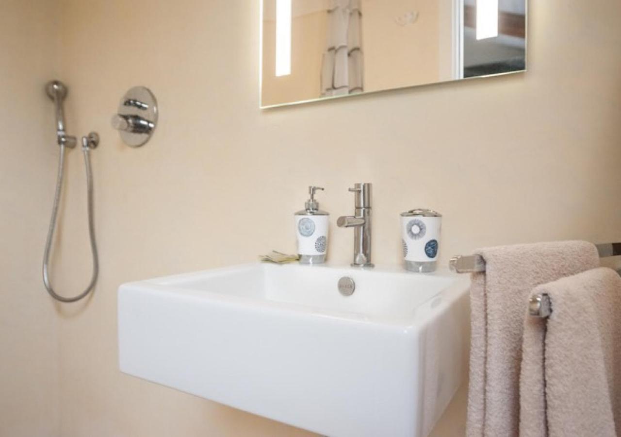 Appartamento Charming Loft Golf Club Barolo Novello Esterno foto